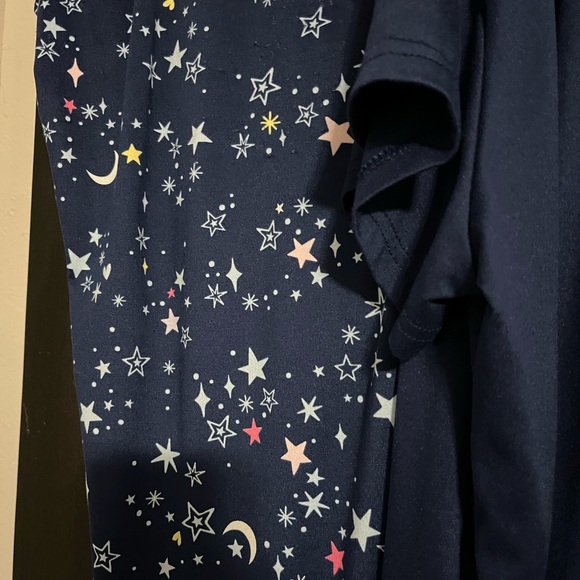 Pajamas Set - Picture 2 of 3